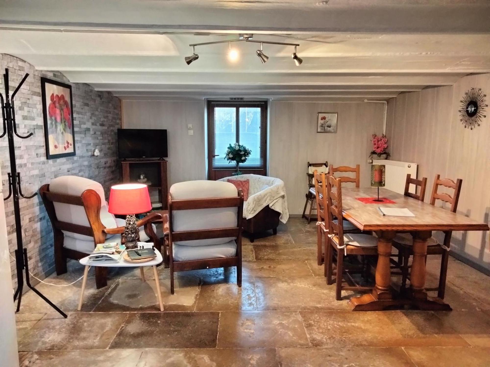 Appartement Dans Le Morvan 16 Min De L'Autoroute Beauvilliers  Экстерьер фото