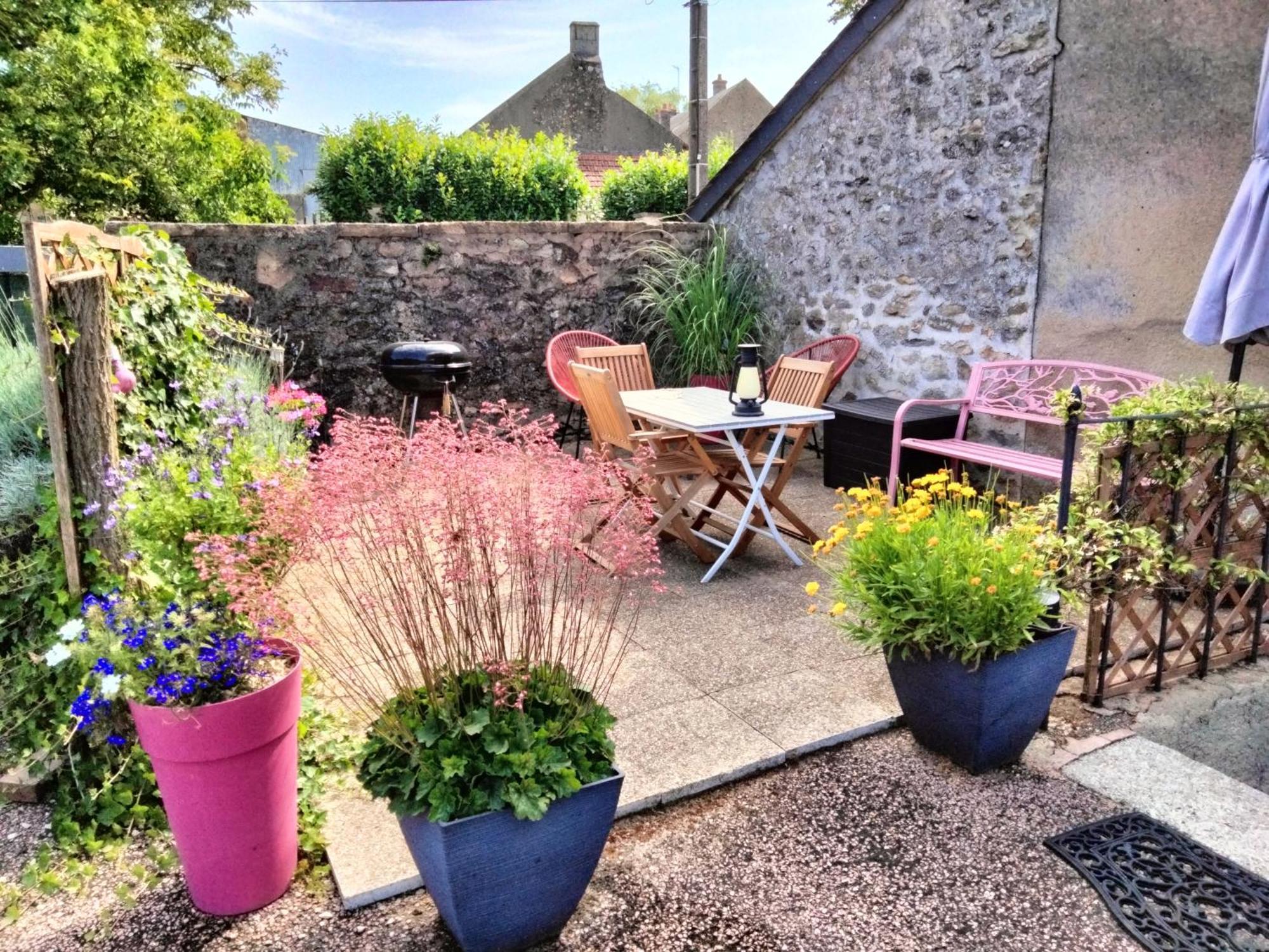 Appartement Dans Le Morvan 16 Min De L'Autoroute Beauvilliers  Экстерьер фото